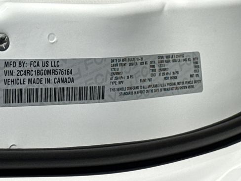 Used 2021 Chrysler Pacifica Touring-L w/ Premium & Safety Sphere Group image 34