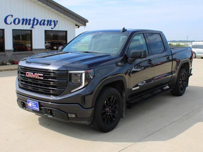 Used 2022 GMC Sierra 1500 Elevation