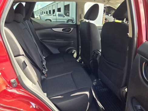 Used 2021 Nissan Rogue Sport S FWD image 15