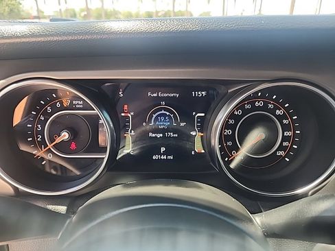 Used 2021 Jeep Gladiator Sport AWD/4WD image 10