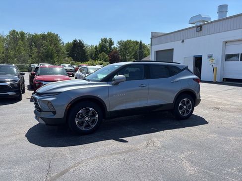 New 2026 Chevrolet Blazer LT w/ Convenience Package AWD/4WD image 8