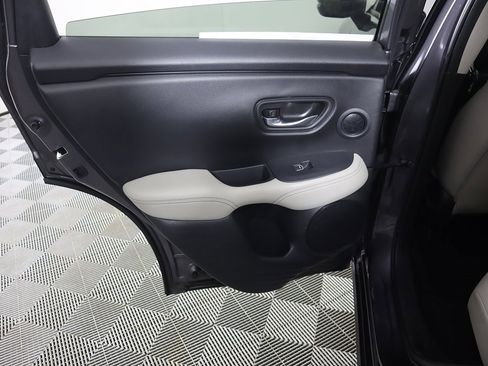 Used 2023 Honda HR-V EX-L image 25