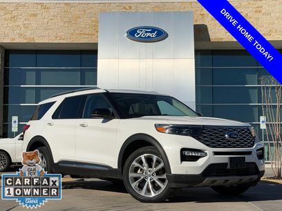 Used 2023 Ford Explorer Platinum w/ Technology Package