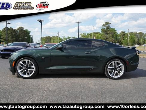 Used 2020 Chevrolet Camaro SS RWD image 6