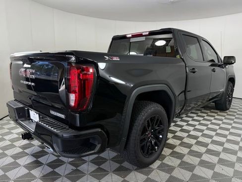 Used 2025 GMC Sierra 1500 Elevation w/ Preferred Package image 9