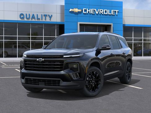 New 2026 Chevrolet Traverse LT w/ Midnight/Sport Edition FWD image 6