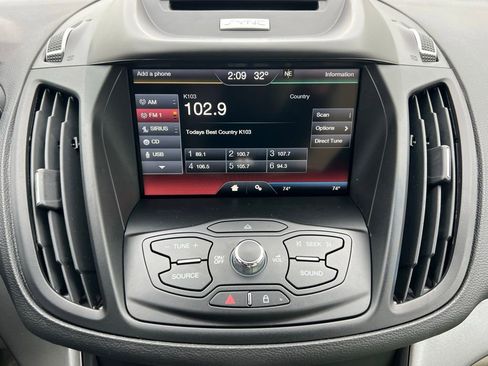 Used 2015 Ford Escape SE w/ Equipment Group 201A image 26