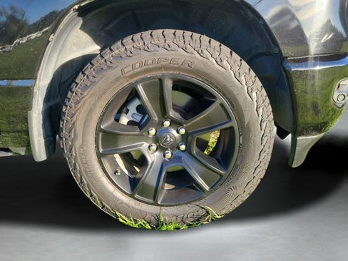 Used 2024 RAM 1500 Big Horn AWD/4WD image 11