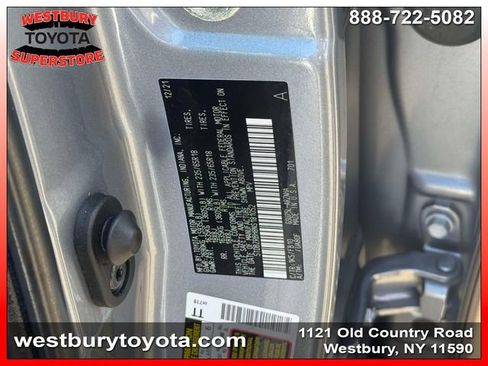 Used 2022 Toyota Highlander LE AWD/4WD image 22