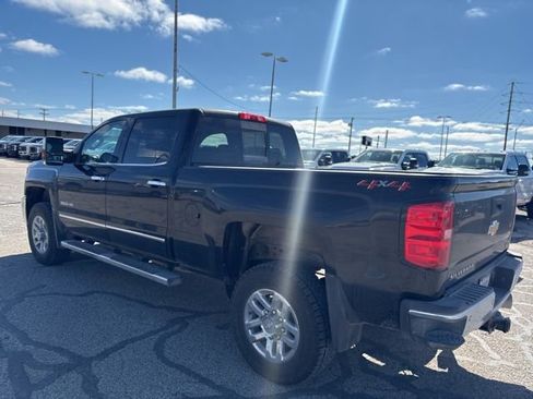 Used 2019 Chevrolet Silverado 2500 LTZ w/ Duramax Plus Package image 5