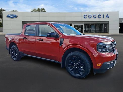 Certified 2024 Ford Maverick XLT w/ XLT Luxury Package FWD image 3