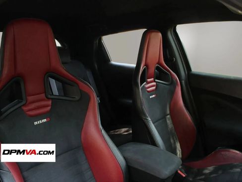 Used 2015 Nissan Juke NISMO RS w/ Interior Illumination Package AWD/4WD image 33