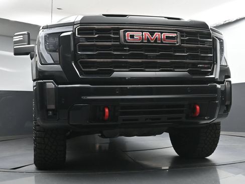 Used 2024 GMC Sierra 2500 AT4X AWD/4WD image 24