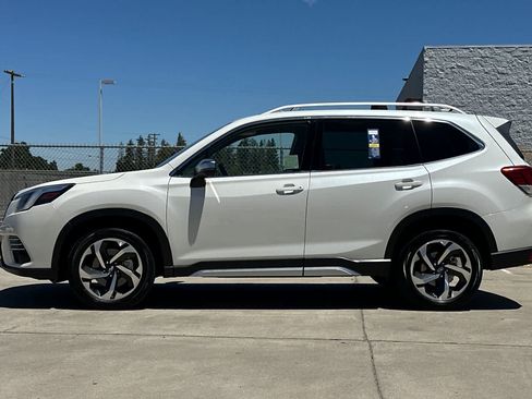 Used 2023 Subaru Forester Touring w/ Popular Package #2 AWD/4WD image 6