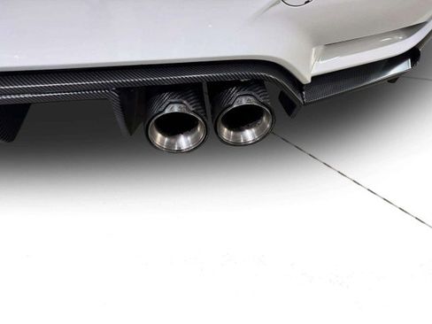 Used 2016 BMW M3 image 22