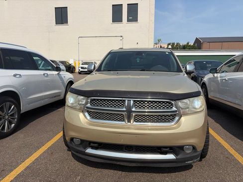 Used 2011 Dodge Durango Citadel w/ Trailer Tow Group IV AWD/4WD image 2