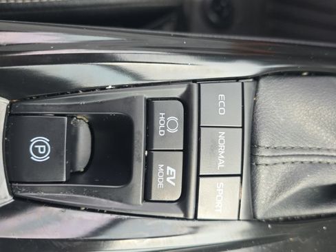 Used 2026 Toyota Camry SE w/ Multimedia Upgrade Package FWD image 23