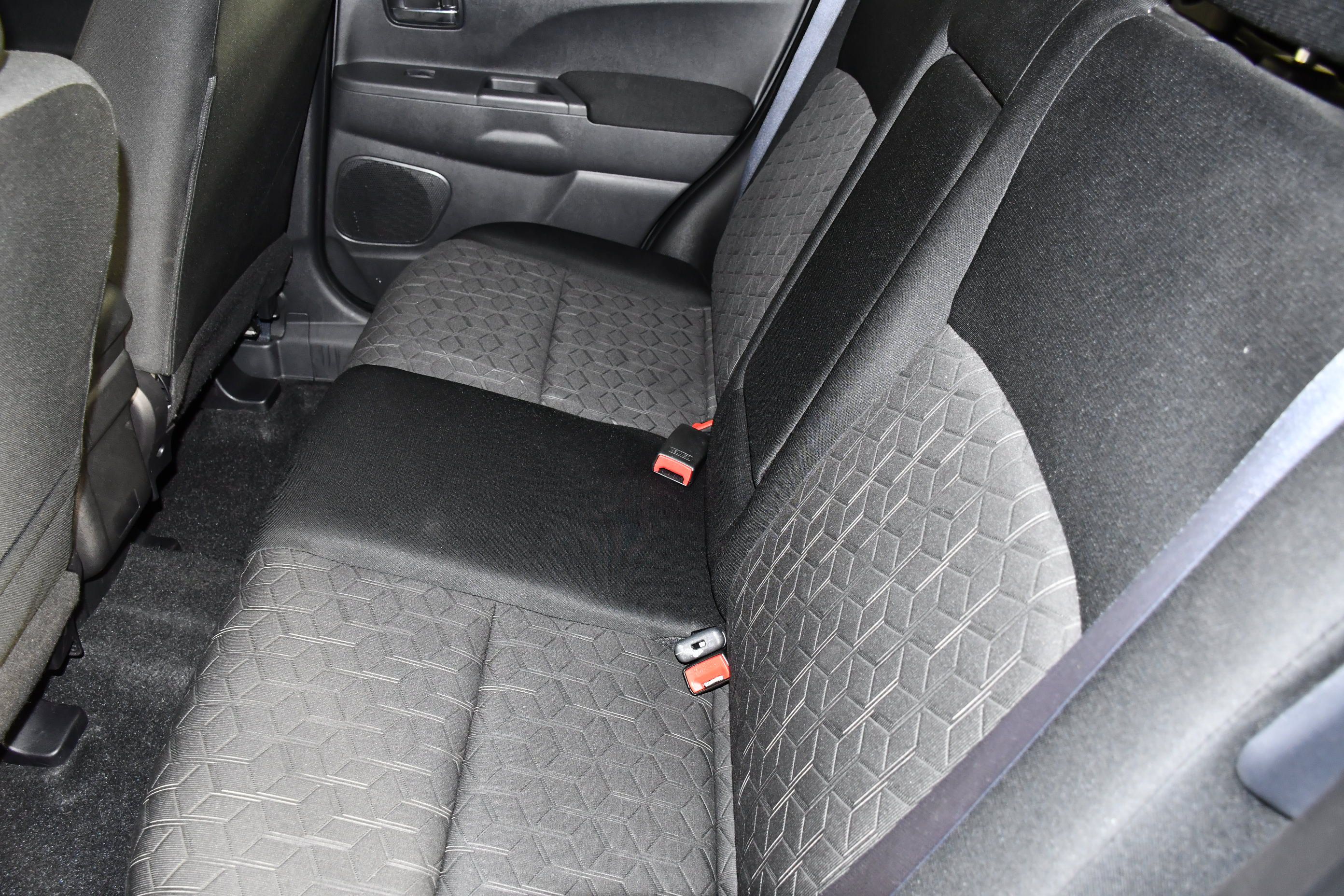 Used 2024 Mitsubishi Outlander Sport ES AWD/4WD image 46