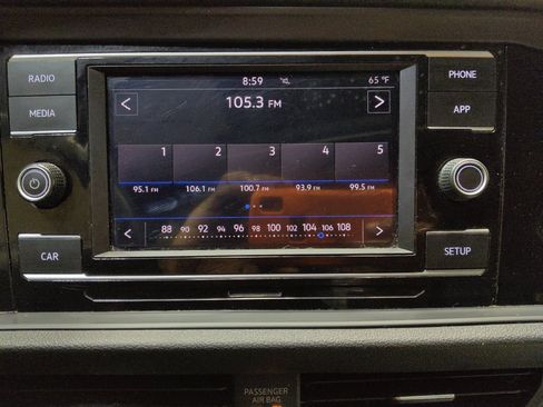 Used 2019 Volkswagen Jetta R-Line image 25