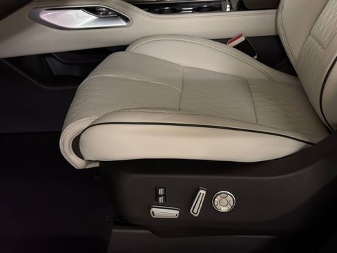 New 2026 Lincoln Nautilus Black Label w/ Jet Appearance Package AWD/4WD image 15