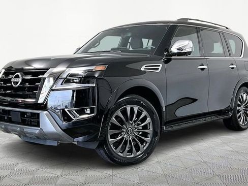 Used 2024 Nissan Armada Platinum w/ Cargo Package image 2