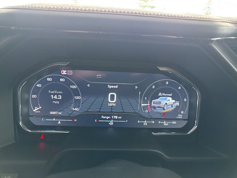 Used 2025 GMC Sierra 1500 AT4 w/ AT4 Premium Package image 11