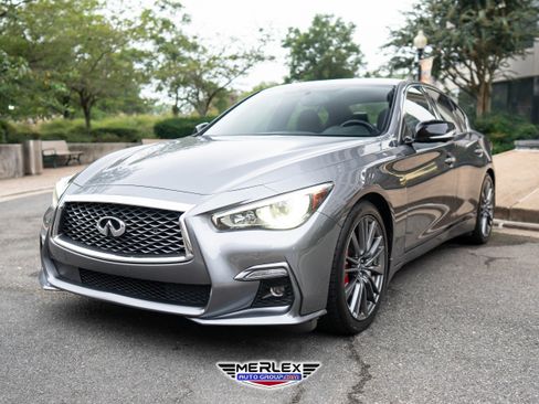 Used 2018 INFINITI Q50 Red Sport 400 w/ Sensory Package (Sport) image 3