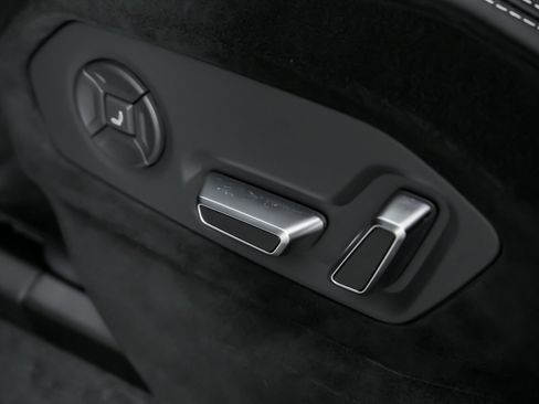 Used 2024 Lamborghini Urus Performante image 27