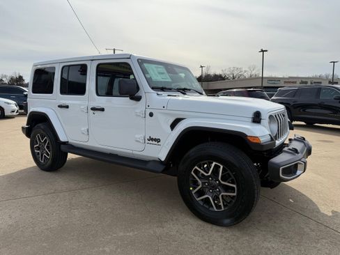 New 2026 Jeep Wrangler Unlimited Sahara image 3