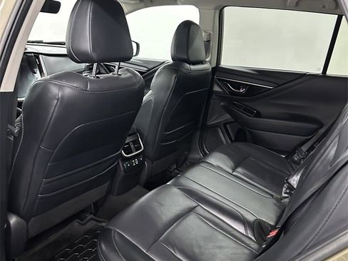 Used 2023 Subaru Outback Limited image 28