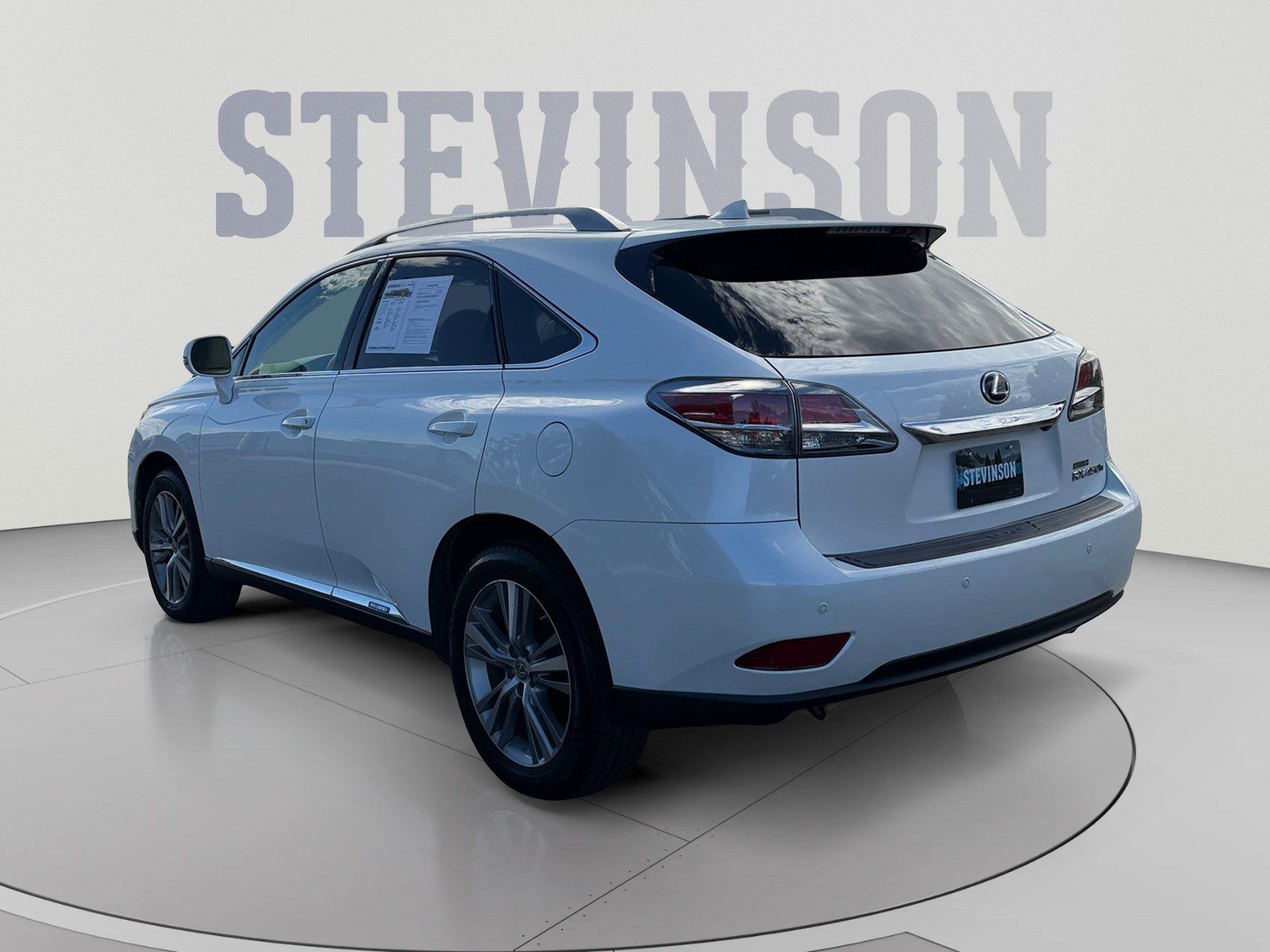 Used 2015 Lexus RX 450h AWD image 3