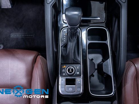 Used 2024 Kia Telluride SX image 16