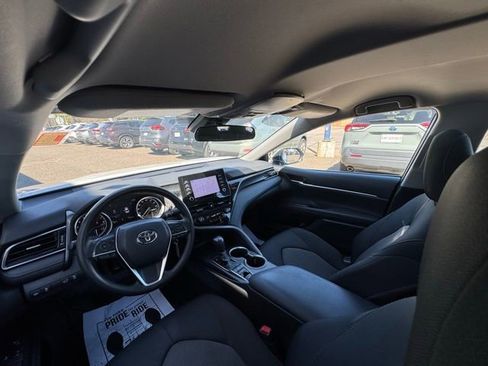 Used 2022 Toyota Camry LE AWD/4WD image 25