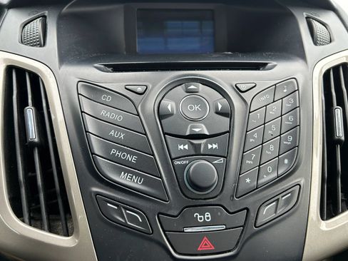 Used 2012 Ford Focus SEL FWD image 18
