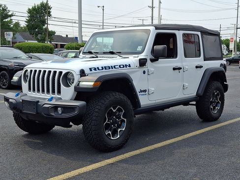 Used 2022 Jeep Wrangler Unlimited Rubicon 4xe AWD/4WD image 3
