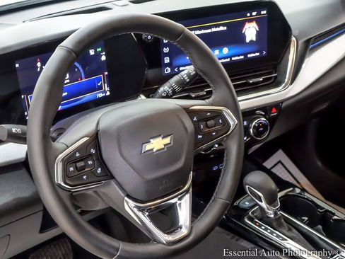 Used 2026 Chevrolet Trax LT w/ Driver Confidence Package FWD image 15