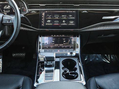 Used 2022 Audi Q8 Premium w/ Convenience Package image 17