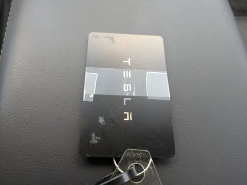 Used 2024 Tesla Model 3 Standard Range image 25