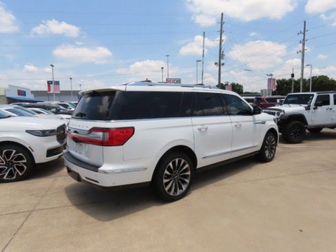 Used 2021 Lincoln Navigator L Reserve w/ Luxury Package AWD/4WD image 9