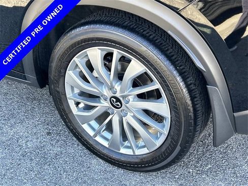 Certified 2025 INFINITI QX50 Luxe image 12