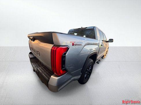 Used 2022 Toyota Tundra SR5 RWD image 4