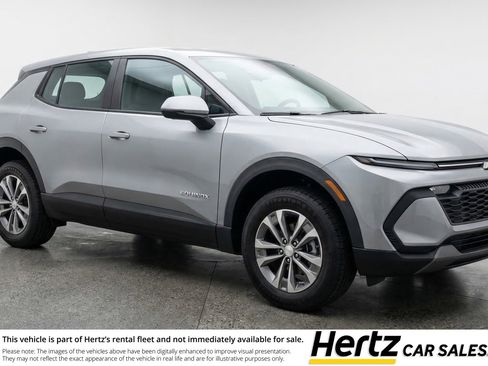 Used 2025 Chevrolet Equinox LT image 1