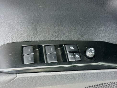 Certified 2025 Toyota Camry SE image 18