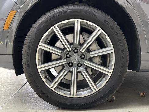 Used 2018 Audi Q7 3.0T Premium Plus w/ Premium Plus Package image 36