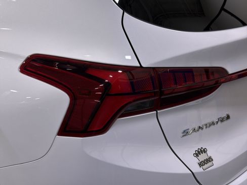 Used 2023 Hyundai Santa Fe Calligraphy AWD/4WD image 17