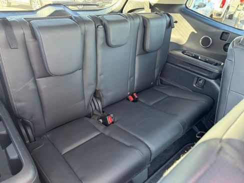 Used 2021 Subaru Ascent Limited w/ Technology Package image 11