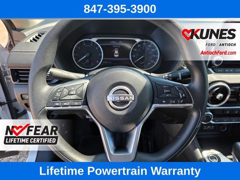 Used 2024 Nissan Sentra SV FWD image 28