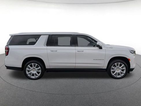 Used 2024 Chevrolet Suburban High Country AWD/4WD image 7