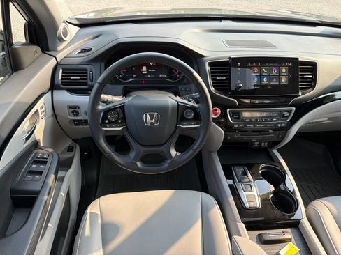 Used 2019 Honda Pilot Touring image 27