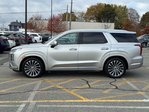 Used 2023 Hyundai Palisade Calligraphy image 39
